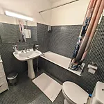 Apartman Avec Balcon Et Parking A Alesia Párizs