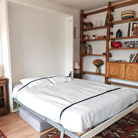 Avec Balcon Et Parking A Alesia *