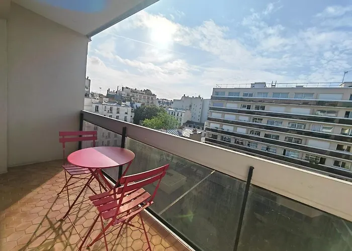 Avec Balcon Et Parking A Alesia Paris